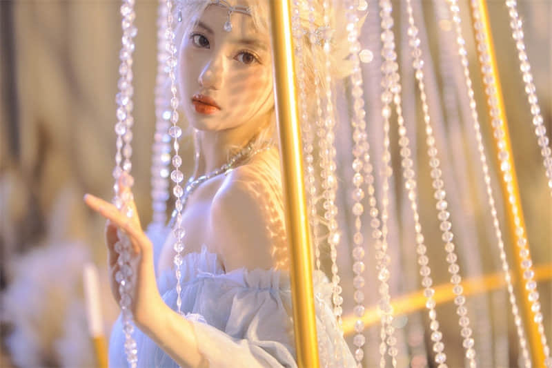 怡子yiii – 《冰公主》
